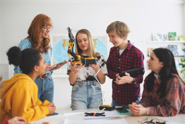 POWERUP – Digitale Bildung für Jugendliche